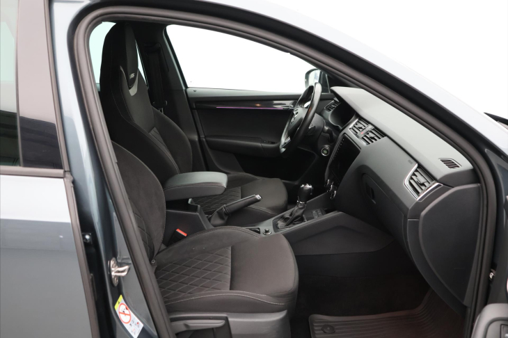 Škoda Octavia 2,0 TSI DSG RS245 LED Panorama