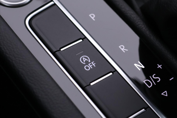 Volkswagen Passat 2,0 TDI 147kW DSG Matrix DPH