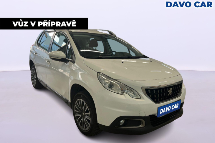 Peugeot 2008 1.2 PT 82k CZ Active 1.Maj