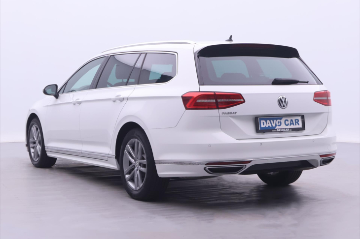 Volkswagen Passat 1,5 TSI DSG R-line Matrix DPH