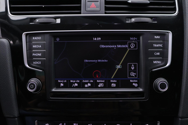 Volkswagen Golf 1,4 TSI 110kW Highline Navi