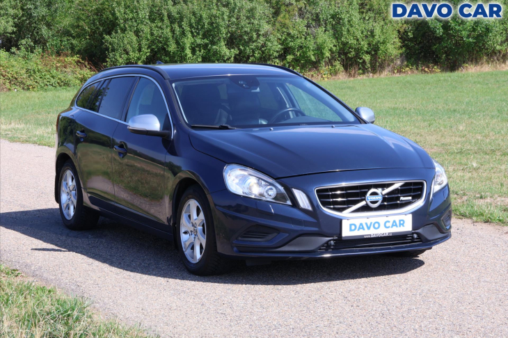 Volvo V60 2,4 D4 V5 Aut. AWD R-design