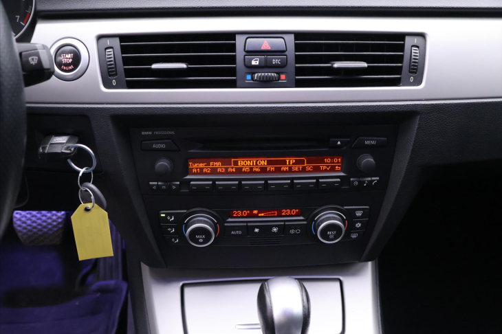BMW Řada 3 2.0 320i 110kW Aut. Xenon