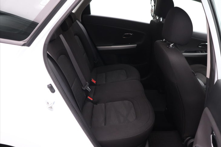 Kia Ceed 1,6 CRDi 100 kW Comfort CZ
