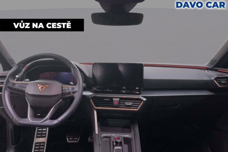 Cupra Leon 2.0 TSI 180kW ST DSG LED ACC PANO
