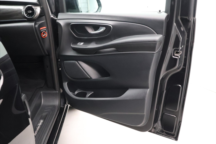 Mercedes-Benz Třídy V 2.0 250d Aut. Avantgarde XL LED