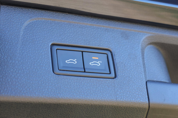 Volkswagen Passat 2,0 TDI DSG Matrix Virtual DPH