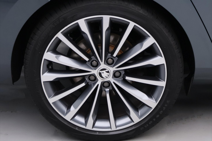 Škoda Superb 2,0 TDI 110kW 4x4 CZ L&K