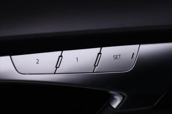 Audi S6 3,0 253KW Quattro CZ DPH 48tkm