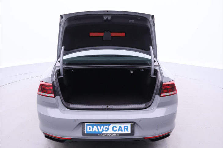 Volkswagen Passat 1,5 TSI 110kW DSG Business CZ