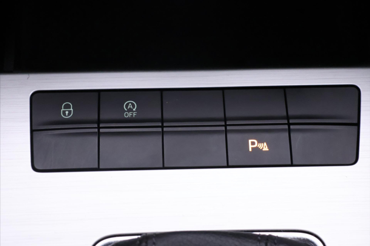 Škoda Octavia 2,0 TDI 110kW DSG LED Navi
