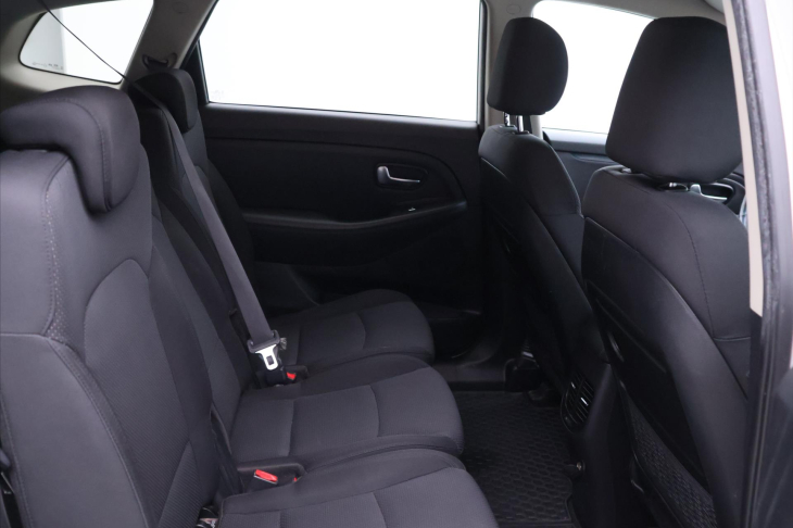 Kia Carens 1,7 CRDi 85kW CZ Comfort 2.Maj