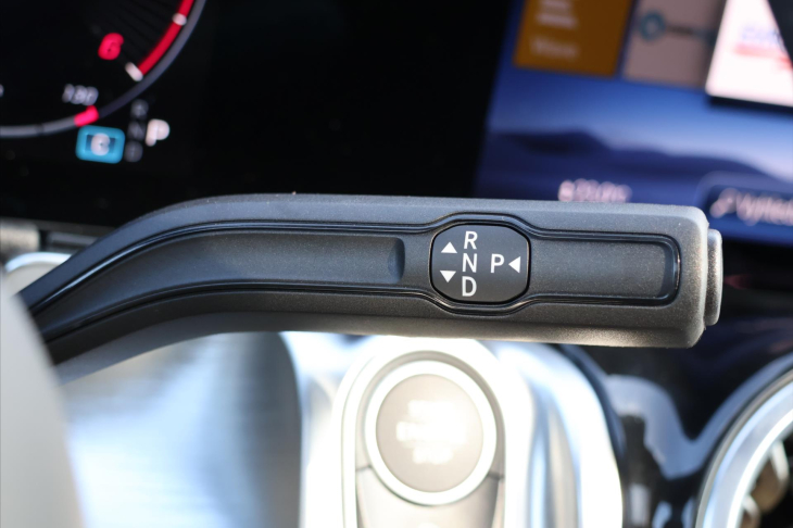 Mercedes-Benz GLB 2,0 200d 4Matic AMG Panorama