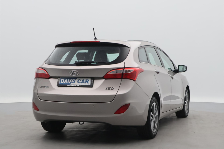 Hyundai i30 1,6 CVVT 88kW CZ 1.Maj