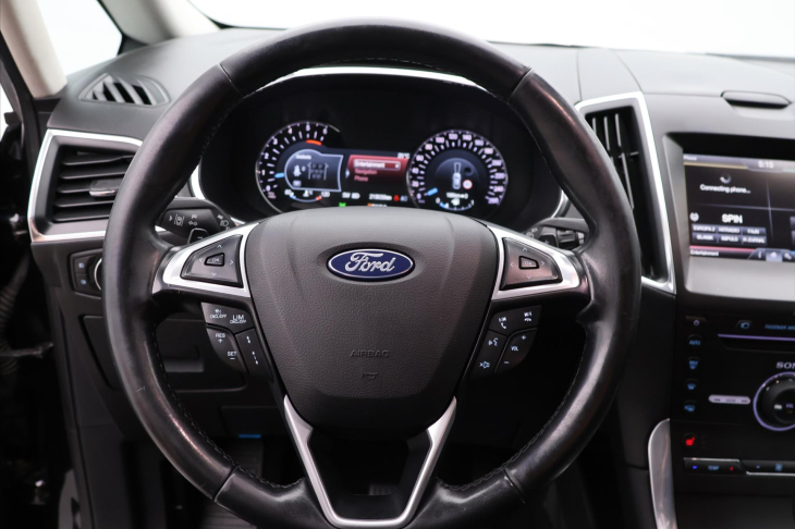 Ford S-MAX 2,0 TDCi Aut. Titanium 7-Míst