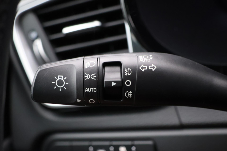 Kia XCeed 1,5 T-GDI 118kW Top CZ