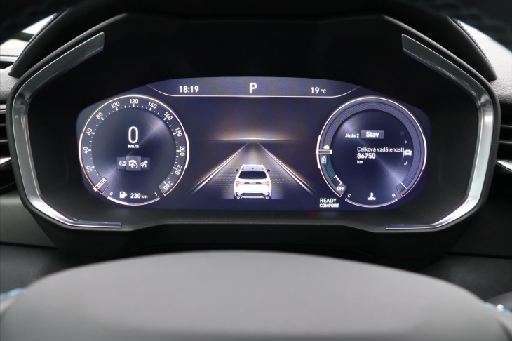 Lynk & Co 01 1,5 PHEV CORE 206kW Aut. 2.Maj