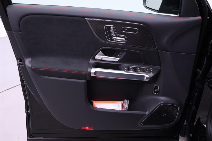 Mercedes-Benz GLB 2,0 200d 4Matic AMG Premium