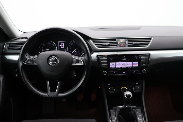 Škoda Superb 2,0 TDI 110kW Ambition DPH CZ