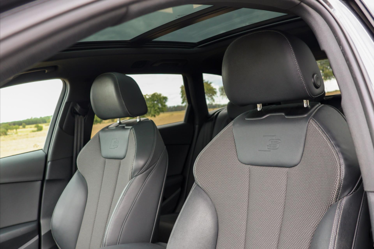 Audi A4 2,0 TFSI S-line Virtual DPH