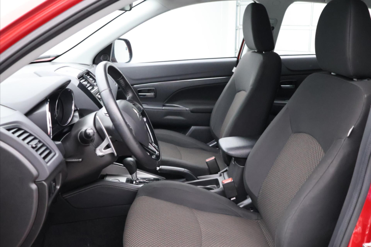 Mitsubishi ASX 2,0 Smart Mivec 110kW CVT CZ
