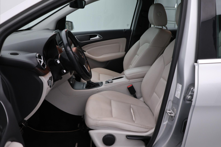 Mercedes-Benz Třídy B 1,5 180CDI 80kW Bi-Xenon Kůže