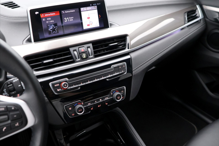 BMW X1 2.0 18d sDrive 110kW CZ