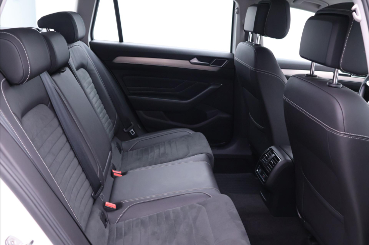 Volkswagen Passat 2,0 TSI 206kW CZ 4x4 DSG DPH
