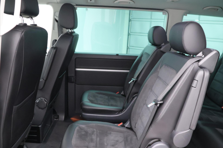 Volkswagen Multivan 2,0 TDI 150KW HL 4MOT DSG CZ