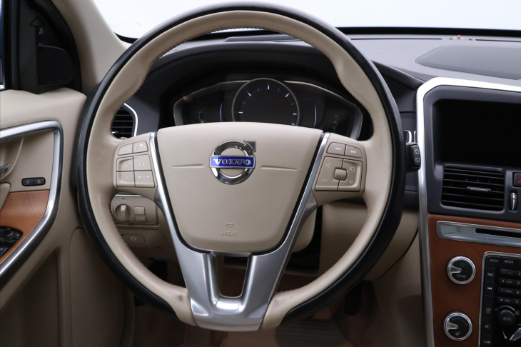 Volvo XC60 2,4 D5 169kW CZ Inscription