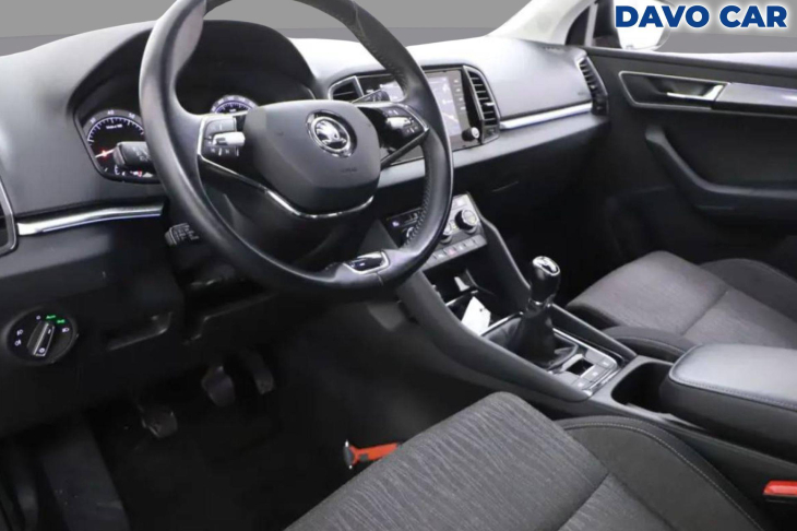 Škoda Karoq 1,0 TSI Business DPH serv.kn.