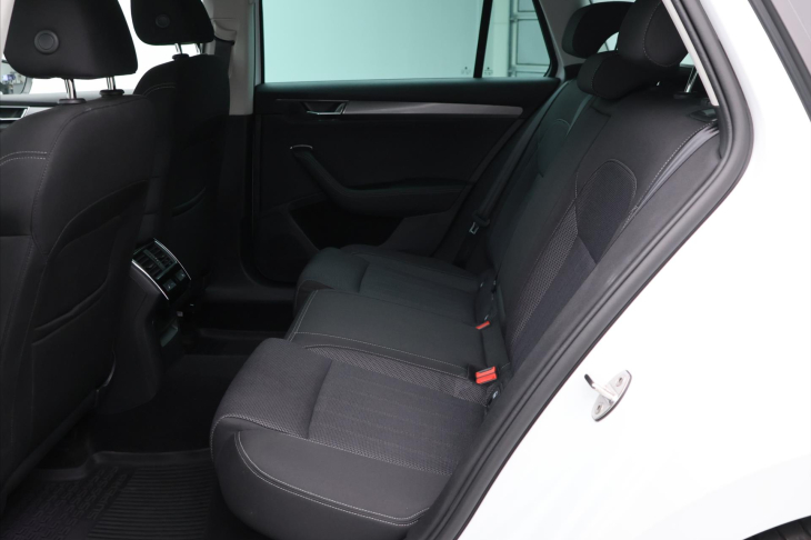 Škoda Superb 1,5 TSI 110kW Style DSG CZ DPH