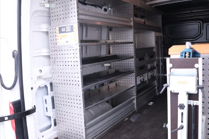 Volkswagen Crafter 2,0 TDI 130kW CZ DPH Tažné L2H2