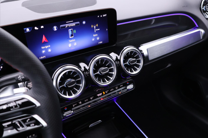 Mercedes-Benz GLB 2,0 200d 4Matic AMG Premium