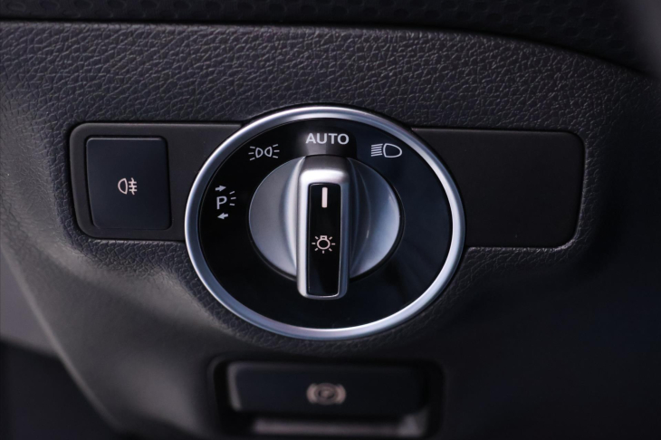 Mercedes-Benz Třídy A 1,5 180d 80kW Aut. CZ Kůže LED