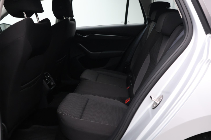 Škoda Octavia 2,0 TDI 85kW CZ 1.Maj DPH LED