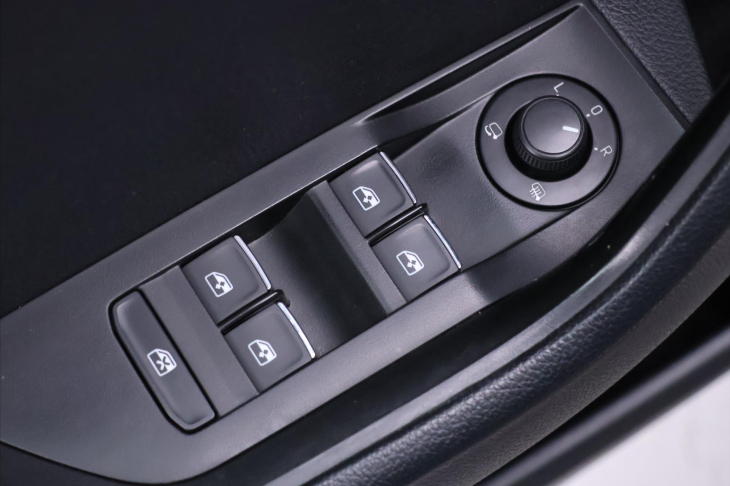 Škoda Superb 2,0 TDI 140kW DSG L&K 4x4 CZ