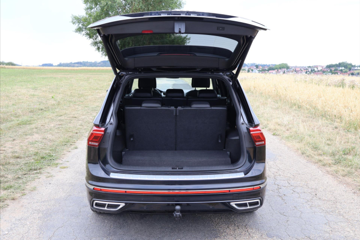 Volkswagen Tiguan Allspace 2,0 TSI 4x4 DSG R-Line 7-Míst
