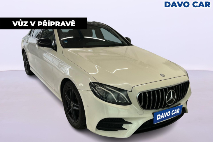 Mercedes-Benz Třídy E 2,0 220d 143kW AMG Panorama