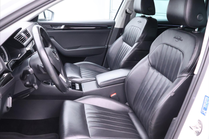 Škoda Superb 2,0 TDI 140kW DSG L&K Xenon
