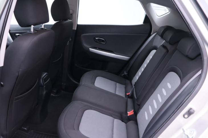 Kia Ceed 1,6 GDI 99kW Exclusive CZ