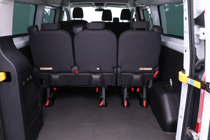 Ford Transit Custom 2,2 TDCi Titanium L2H2 9-Míst