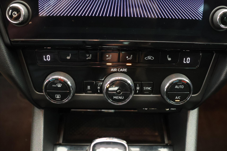 Škoda Octavia 2,0 TDI 135kW DSG 4x4 Scout