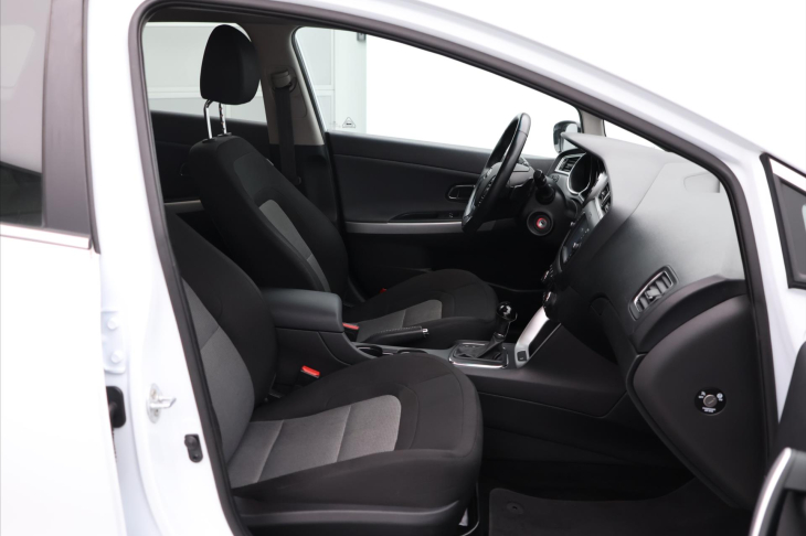 Kia Ceed 1.6 CRDi 100kW Aut. CZ DPH