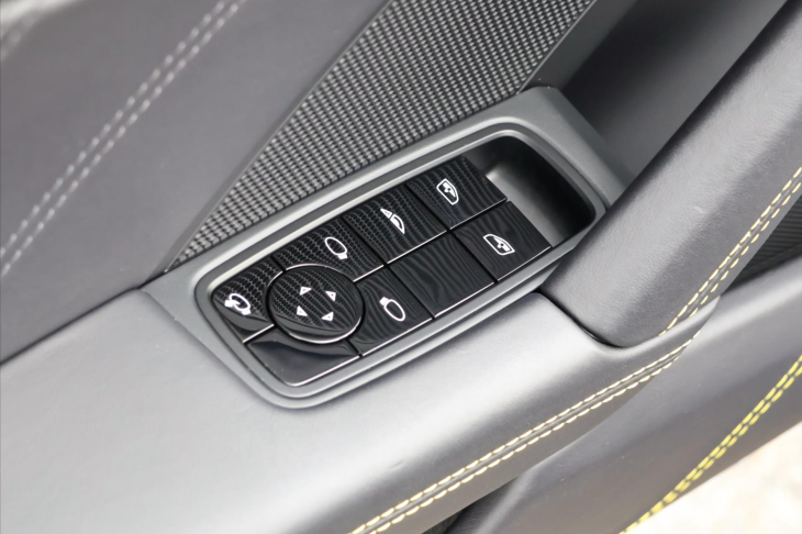 Porsche 911 3,0 V6 331kW 7MAN DPH Carrera S