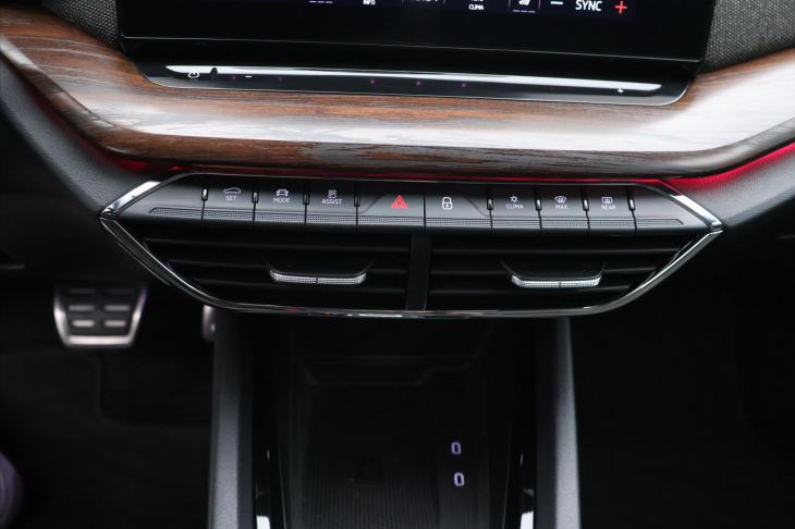 Škoda Octavia 2,0 TDI 147kW DSG 4x4 Scout DPH