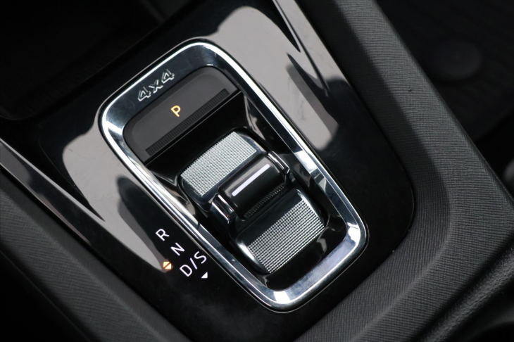 Škoda Octavia 2,0 TDI DSG 4x4 CZ Style DPH