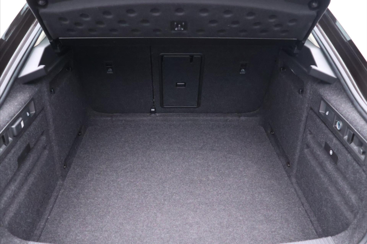 Škoda Superb 2,0 TDI 140kW L&K DSG 4x4 CZ