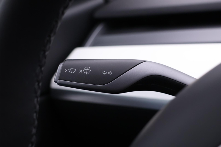 Tesla Model 3 Long Range AWD 1.Maj DPH