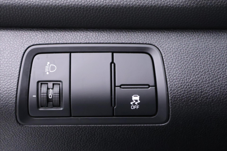 Hyundai i20 1,3 i 55kW Klimatizace CZ DPH